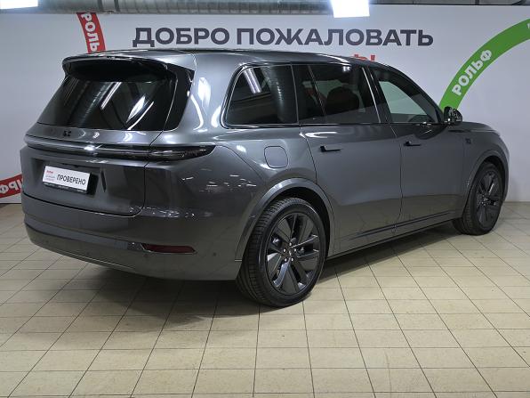 Li Auto (Lixiang) L9 I Рестайлинг с пробегом 2024 года, цена 7 590 000 рублей, 27650 км, внедорожник, Автокод Объявления