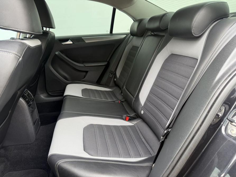 Volkswagen Jetta VI Москва  - изображение 11