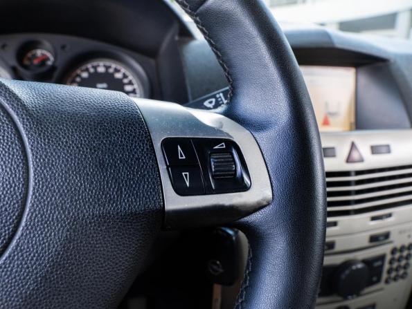 Opel Astra H Рестайлинг с пробегом 2007 года, цена 560 000 рублей, 288271 км, хэтчбек, Автокод Объявления