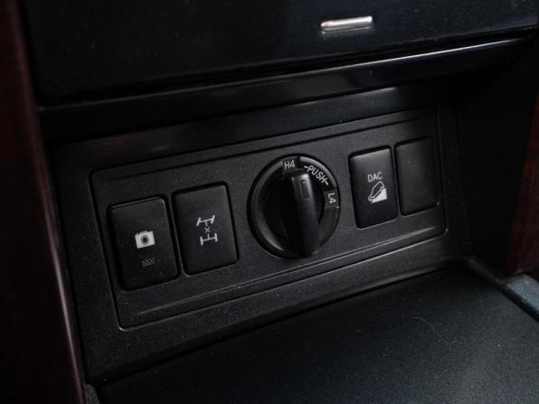 Toyota Land Cruiser Prado 150 Series Рестайлинг 1 с пробегом 2016 года, цена 3 565 000 рублей, 206043 км, внедорожник, Автокод Объявления