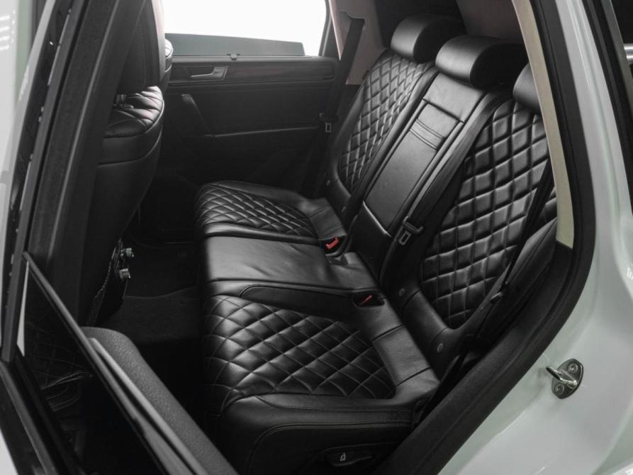 Volkswagen Touareg II Рестайлинг Тюмень  - изображение 14
