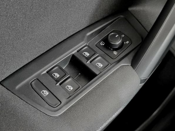 Volkswagen Tiguan II с пробегом 2019 года, цена 2 040 000 рублей, 146066 км, внедорожник, Автокод Объявления