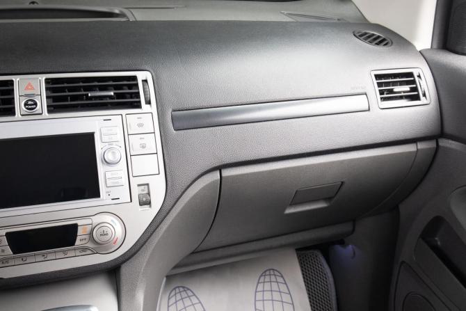 Ford Kuga I с пробегом 2012 года, цена 1 069 000 рублей, 199876 км, внедорожник, Автокод Объявления