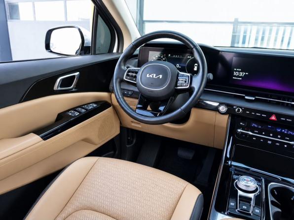Kia Carnival IV с пробегом 2021 года, цена 3 750 000 рублей, 46110 км, минивэн, Автокод Объявления