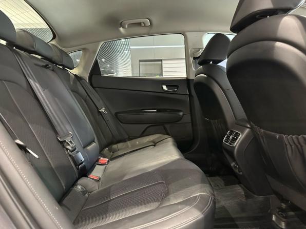 Kia Optima IV Рестайлинг с пробегом 2018 года, цена 1 829 000 рублей, 153502 км, седан, Автокод Объявления