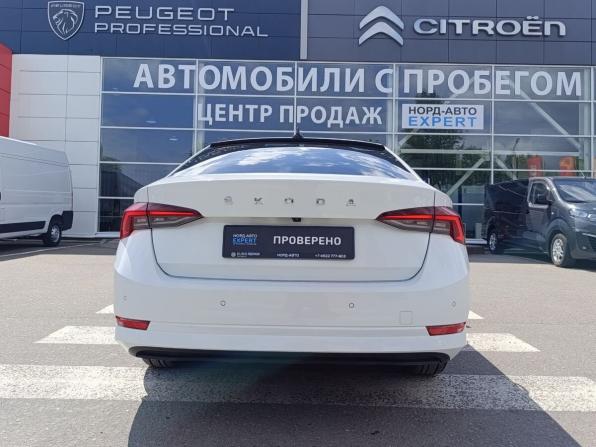 Skoda Octavia IV (A8) с пробегом 2021 года, цена 2 070 000 рублей, 127400 км, лифтбек, Автокод Объявления