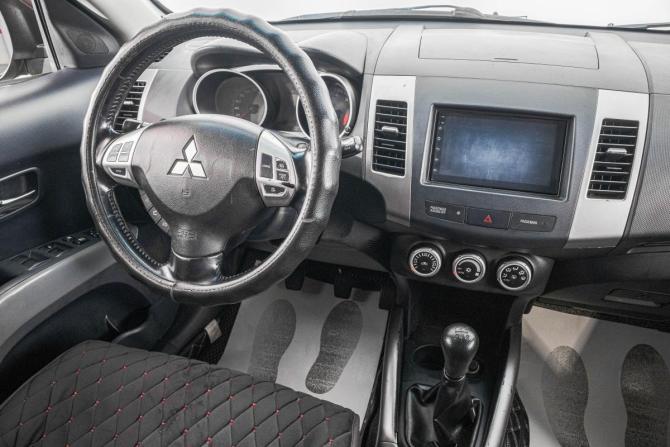 Mitsubishi Outlander II с пробегом 2008 года, цена 999 000 рублей, 257600 км, внедорожник, Автокод Объявления