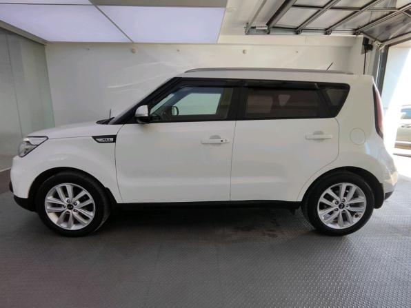 Kia Soul II Рестайлинг с пробегом 2018 года, цена 1 649 000 рублей, 88000 км, хэтчбек, Автокод Объявления