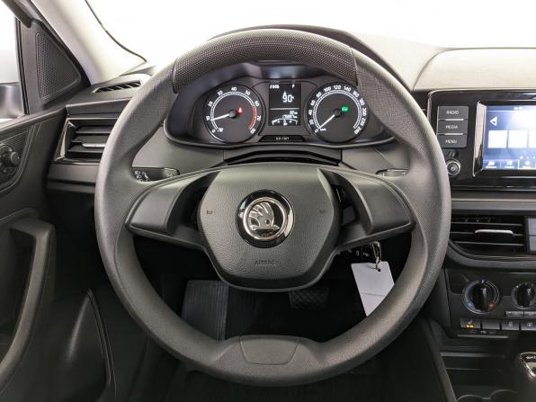 Skoda Rapid II с пробегом 2021 года, цена 1 350 000 рублей, 175004 км, лифтбек, Автокод Объявления