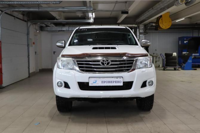 Toyota Hilux VII Рестайлинг с пробегом 2012 года, цена 1 819 990 рублей, 175052 км, пикап, Автокод Объявления