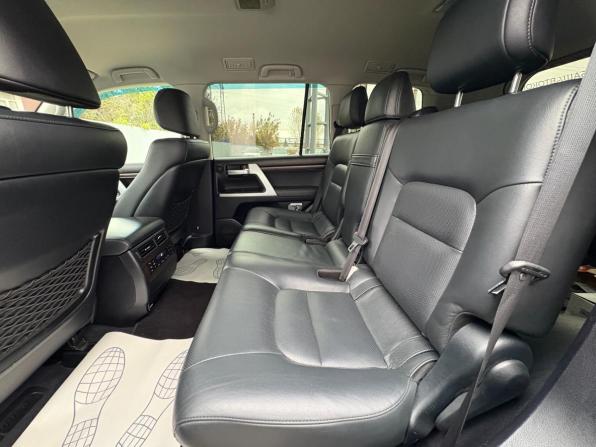 Toyota Land Cruiser 200 Series Рестайлинг 2 с пробегом 2016 года, цена 5 260 000 рублей, 243927 км, внедорожник, Автокод Объявления