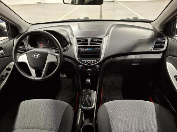 Hyundai Solaris I с пробегом 2013 года, цена 1 035 000 рублей, 92658 км, седан, Автокод Объявления
