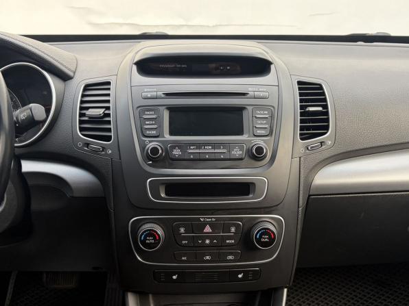 Kia Sorento II Рестайлинг с пробегом 2013 года, цена 1 430 000 рублей, 241100 км, внедорожник, Автокод Объявления