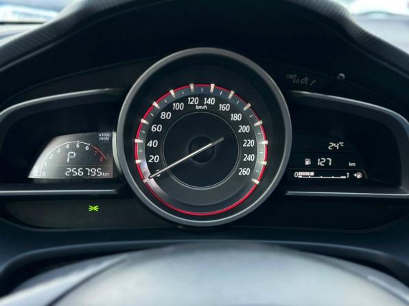 Mazda 3 III (BM) с пробегом 2013 года, цена 999 000 рублей, 256795 км, седан, Автокод Объявления