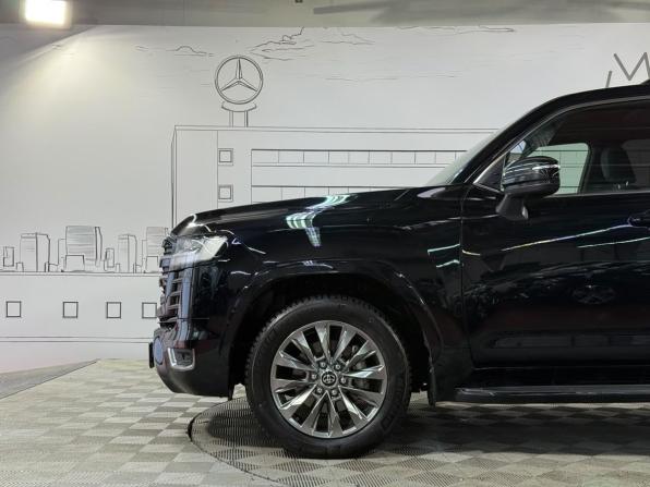 Toyota Land Cruiser 300 Series с пробегом 2021 года, цена 10 700 000 рублей, 94000 км, внедорожник, Автокод Объявления
