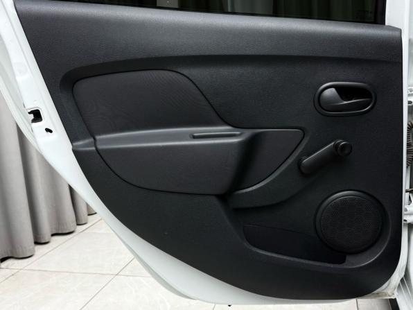 Renault Logan II Рестайлинг с пробегом 2019 года, цена 1 299 000 рублей, 99342 км, седан, Автокод Объявления