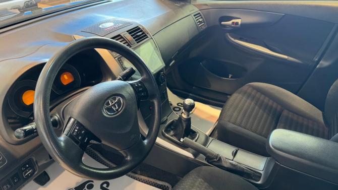 Toyota Corolla X (E140 E150) с пробегом 2010 года, цена 750 000 рублей, 200579 км, седан, Автокод Объявления