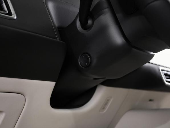 Новый Li Auto (Lixiang) L9 I Рестайлинг 2026 года, цена 12 090 000 рублей, внедорожник, Автокод Объявления