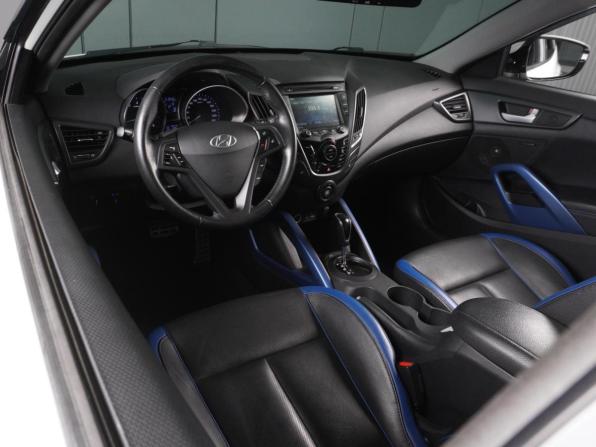 Hyundai Veloster I с пробегом 2013 года, цена 1 545 000 рублей, 41940 км, хэтчбек, Автокод Объявления