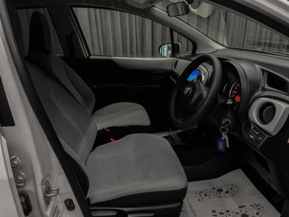 Toyota Vitz III (XP130) с пробегом 2012 года, цена 679 000 рублей, 125000 км, хэтчбек, Автокод Объявления