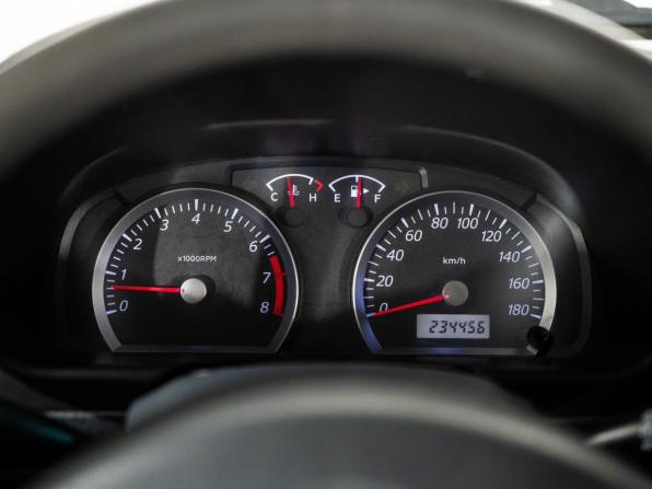 Suzuki Jimny III Рестайлинг 2 с пробегом 2014 года, цена 1 050 000 рублей, 234456 км, внедорожник, Автокод Объявления