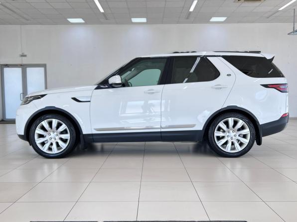Land Rover Discovery V с пробегом 2017 года, цена 3 100 000 рублей, 179445 км, внедорожник, Автокод Объявления