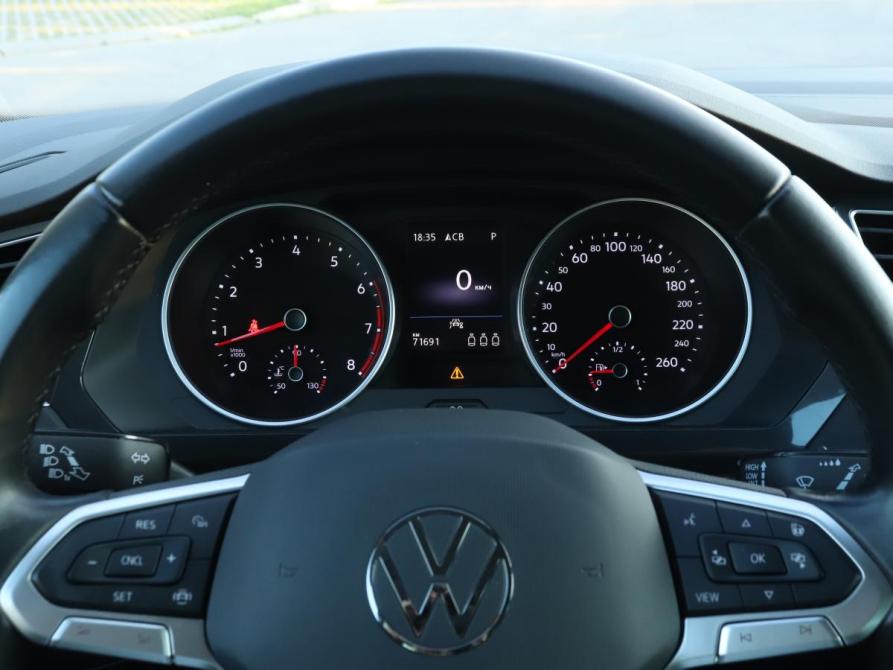 Volkswagen Tiguan II Рестайлинг Москва  - изображение 11