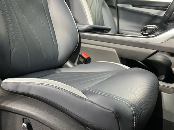 Geely Atlas II с пробегом 2024 года, цена 2 980 000 рублей, 45262 км, внедорожник, Автокод Объявления