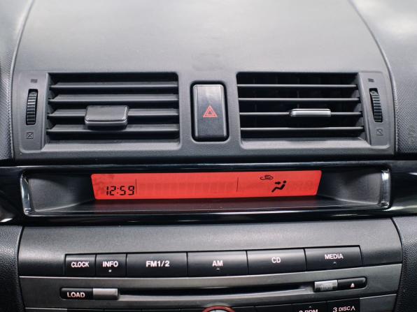 Mazda 3 I (BK) Рестайлинг с пробегом 2007 года, цена 463 000 рублей, 211686 км, седан, Автокод Объявления