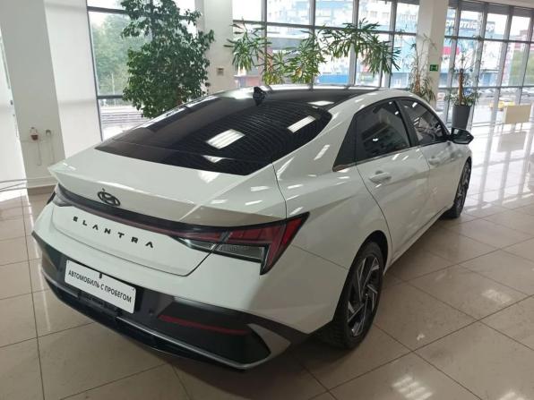 Hyundai Elantra VII (CN7) Рестайлинг с пробегом 2024 года, цена 2 165 000 рублей, 50060 км, седан, Автокод Объявления