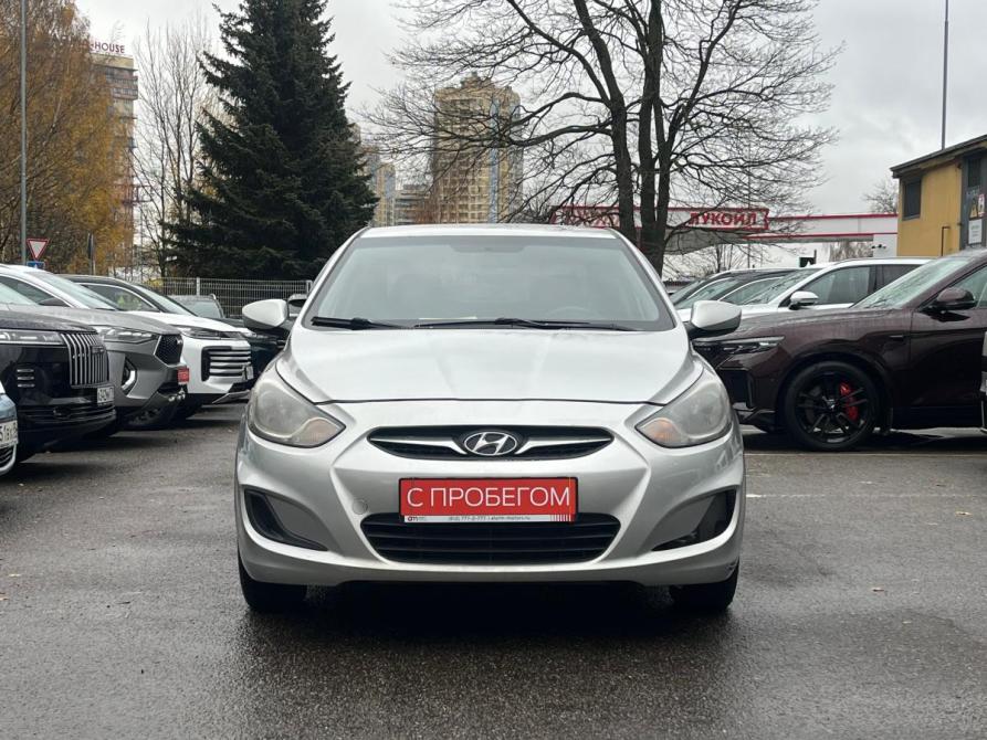 Hyundai Solaris I Санкт-Петербург  - изображение 2