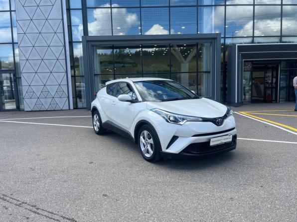 Toyota C-HR I с пробегом 2019 года, цена 1 789 000 рублей, 90333 км, внедорожник, Автокод Объявления