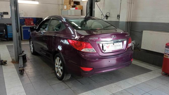 Hyundai Solaris I с пробегом 2013 года, цена 700 000 рублей, 213331 км, седан, Автокод Объявления