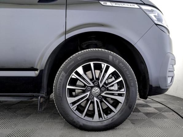 Volkswagen Multivan T6 Рестайлинг с пробегом 2021 года, цена 5 850 000 рублей, 111404 км, минивэн, Автокод Объявления
