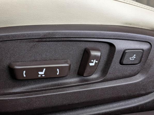 Lexus ES VI Рестайлинг с пробегом 2017 года, цена 2 700 000 рублей, 183749 км, седан, Автокод Объявления