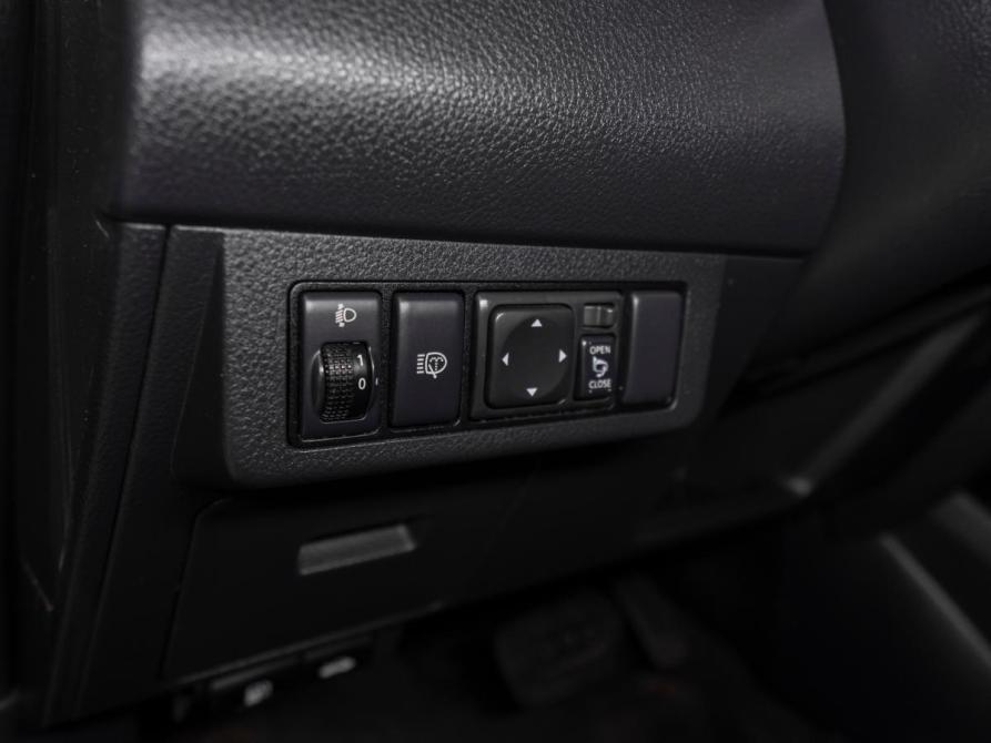 Nissan Tiida I Рестайлинг Москва  - изображение 16