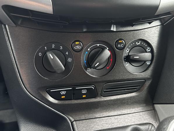 Ford Focus III с пробегом 2015 года, цена 868 000 рублей, 203642 км, хэтчбек, Автокод Объявления