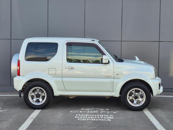 Suzuki Jimny III Рестайлинг 2 с пробегом 2014 года, цена 1 430 000 рублей, 113983 км, внедорожник, Автокод Объявления
