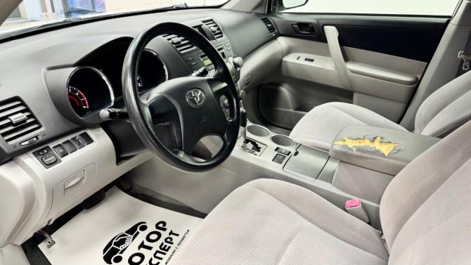 Toyota Highlander II (XU40) с пробегом 2008 года, цена 1 570 000 рублей, 166480 км, внедорожник, Автокод Объявления