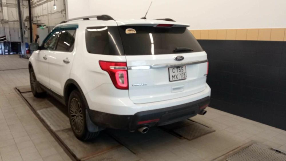 Ford Explorer V Санкт-Петербург  - изображение 3