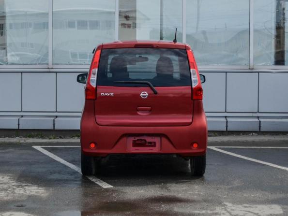 Nissan Dayz I Рестайлинг с пробегом 2017 года, цена 590 000 рублей, 76182 км, хэтчбек, Автокод Объявления