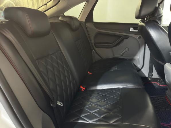 Ford Focus II Рестайлинг с пробегом 2010 года, цена 469 900 рублей, 245373 км, хэтчбек, Автокод Объявления