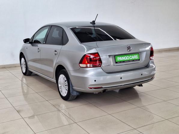 Volkswagen Polo V Рестайлинг с пробегом 2018 года, цена 1 050 000 рублей, 149155 км, седан, Автокод Объявления