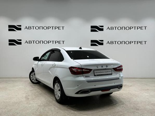 Lada (ВАЗ) Vesta I Рестайлинг (NG) с пробегом 2023 года, цена 1 199 000 рублей, 45789 км, седан, Автокод Объявления