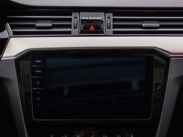 Volkswagen Passat B8 Рестайлинг с пробегом 2020 года, цена 3 199 000 рублей, 74500 км, седан, Автокод Объявления