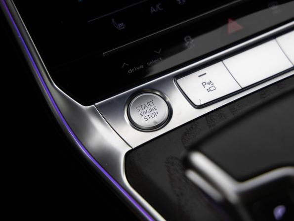 Audi A6 V (C8) с пробегом 2019 года, цена 3 349 000 рублей, 147455 км, седан, Автокод Объявления