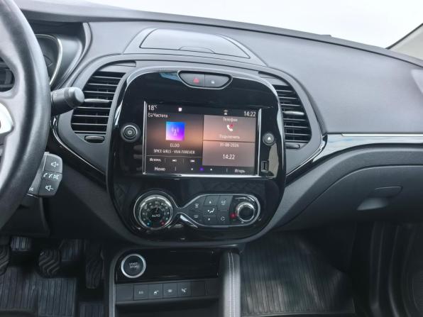 Renault Kaptur I Рестайлинг с пробегом 2021 года, цена 1 720 000 рублей, 48500 км, внедорожник, Автокод Объявления