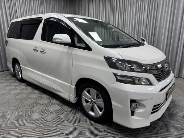 Toyota Vellfire I с пробегом 2011 года, цена 2 650 000 рублей, 190113 км, минивэн, Автокод Объявления