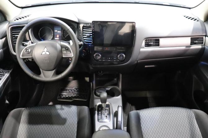 Mitsubishi Outlander III Рестайлинг с пробегом 2014 года, цена 1 635 000 рублей, 144180 км, внедорожник, Автокод Объявления