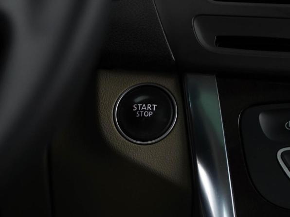 Renault Latitude I с пробегом 2010 года, цена 899 050 рублей, 140012 км, седан, Автокод Объявления